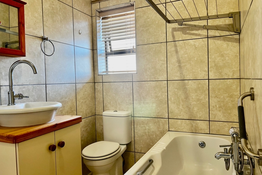 2 Bedroom Property for Sale in Blue Mountain Village Western Cape